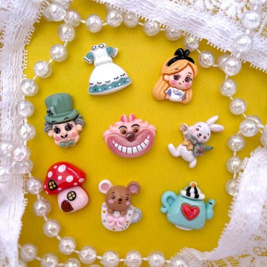 Wonder Land Girl Set of 8